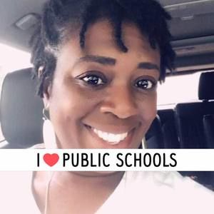 Meet your Posher, Monique